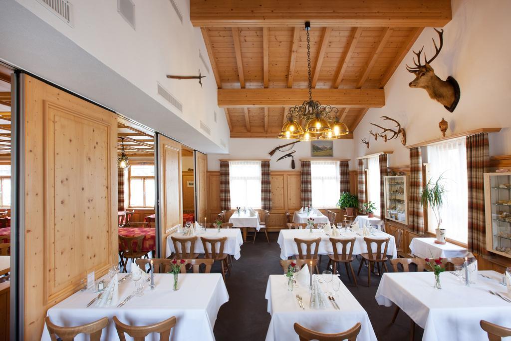 Hotel Pez Regina Lumbrein Ngoại thất bức ảnh